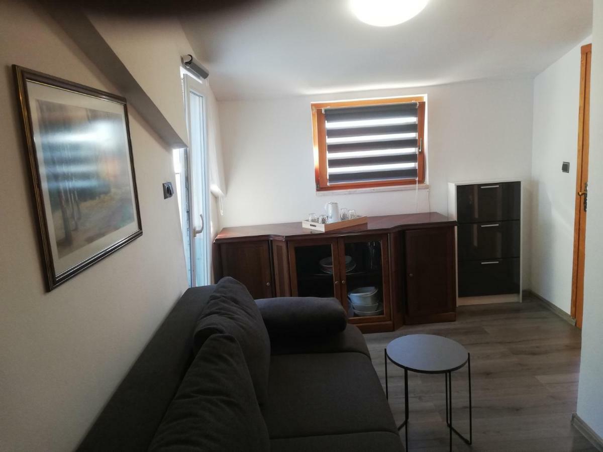 Penelope Apartment Pula Bagian luar foto